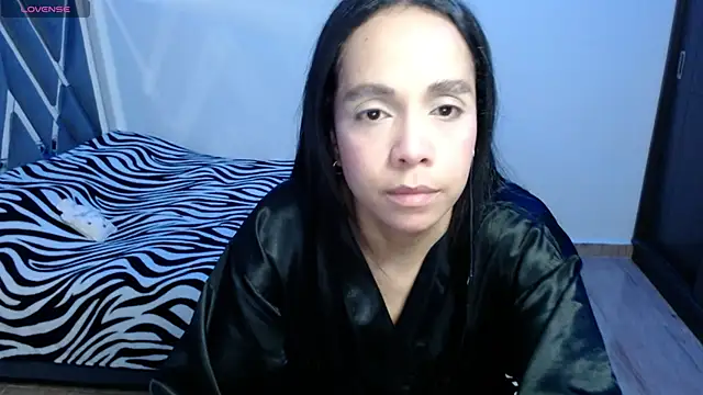 Snapshot of paula_lopez__ chatting on 1, 5, 2026 paula lopez online show from 1, 5, 2026