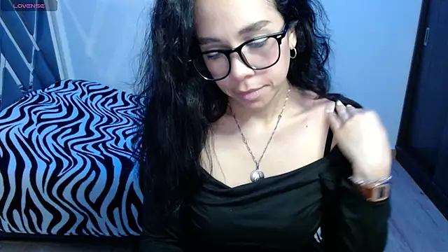 Snapshot of paula_lopez__ chatting on 29, 5, 2026 paula lopez online show from 29, 5, 2026