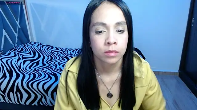 Snapshot of paula_lopez__ chatting on 21, 5, 2026 paula lopez online show from 21, 5, 2026
