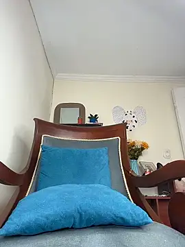 LilaRvsh online show from 15, 4, 2026