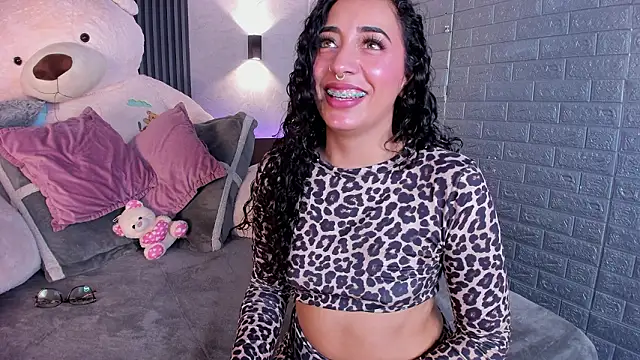 Magic ivone online show from 21, 3, 2026