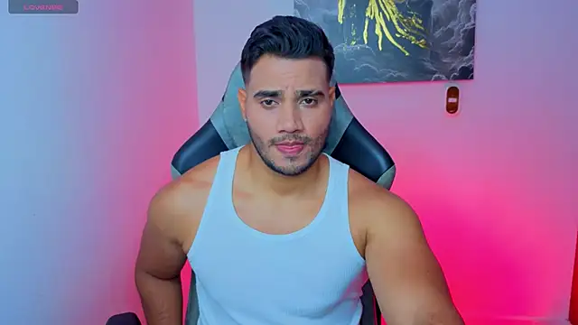 AndresRodriguez1 online show from 31, 5, 2026
