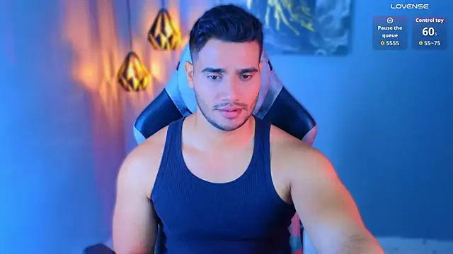 AndresRodriguez1 online show from 5, 5, 2026