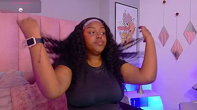 Aitana Oliveira online show from 10, 2, 2026