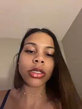 Petite Baddie online show from 11, 7, 2026