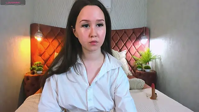 MonicaBev online show from 15, 2, 2026