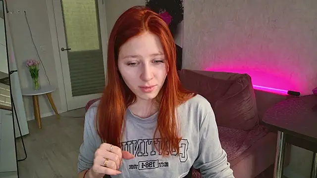 Weisser Moon online show from 7, 2, 2026