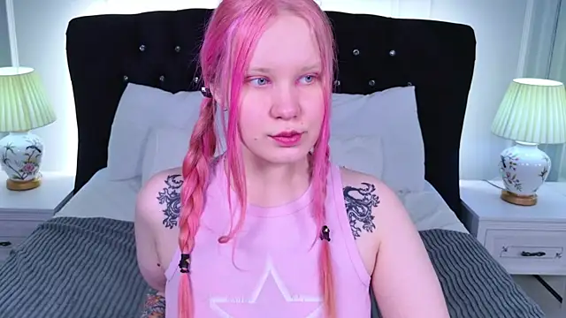 AnnieVibe online show from 28, 2, 2026