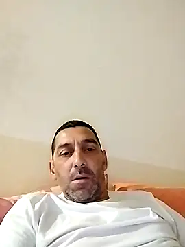 Snapshot of Spider2828 chatting on 8, 4, 2026 Spider2828 online show from 8, 4, 2026