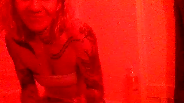 Snapshot of CrystalMaria8 chatting on 11, 7, 2026 CrystalMaria8 online show from 11, 7, 2026