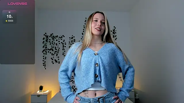 EllyMartinez online show from 1, 2, 2026