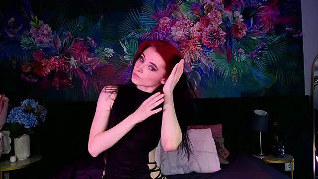 Snapshot of NicoleLuxe chatting on 18, 7, 2026 NicoleLuxe online show from 18, 7, 2026