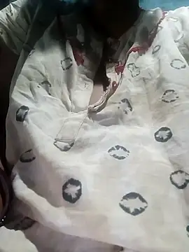 Royal hotti0011 online show from 19, 4, 2026