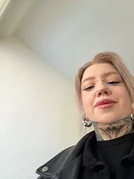 Chiibi online show from 6, 3, 2026