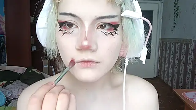 KathernSaulters online show from 5, 3, 2026