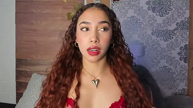 LiaHansson00 online show from 13, 4, 2026