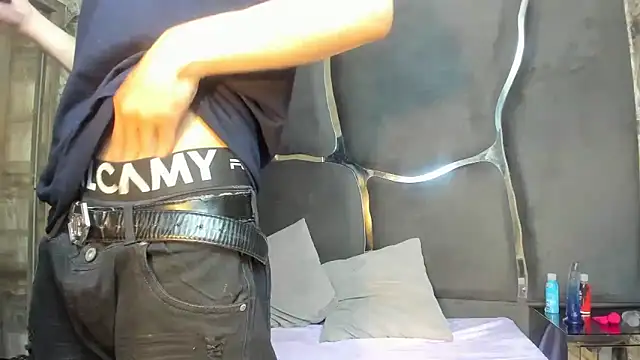 SaxxybunnyAndJayzzy online show from 25, 3, 2026