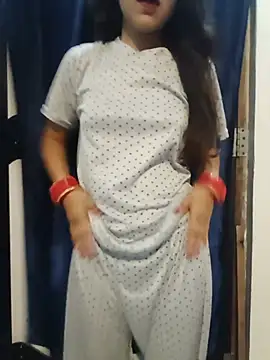 Saxy bhabhi79 online show from 13, 5, 2026