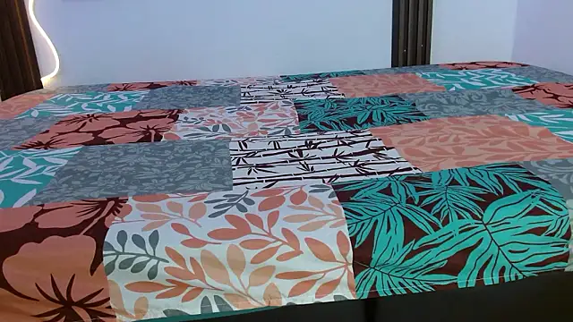 Miss Merrie online show from 1, 3, 2026