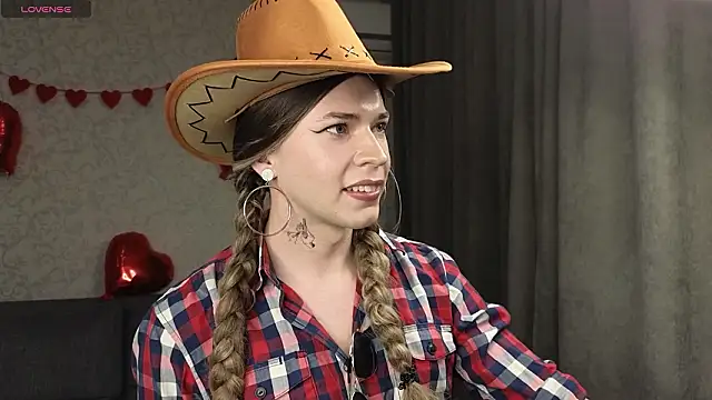 Anna inHear online show from 15, 2, 2026