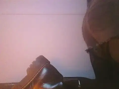 Snapshot of gatitarabiosad chatting on 24, 5, 2026 gatitarabiosad online show from 24, 5, 2026
