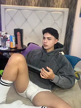 Samu Hott online show from 26, 3, 2026