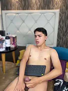 Samu Hott online show from 27, 2, 2026