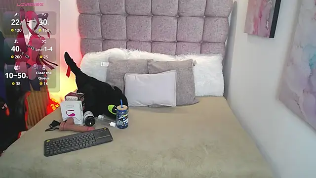 Snapshot of Samu_Hott chatting on 2, 6, 2026 Samu Hott online show from 2, 6, 2026