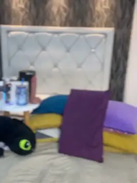 Samu Hott online show from 27, 3, 2026