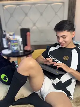 Samu Hott online show from 10, 3, 2026