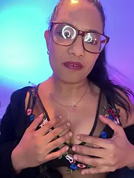 MelOnlyOf online show from 10, 3, 2026