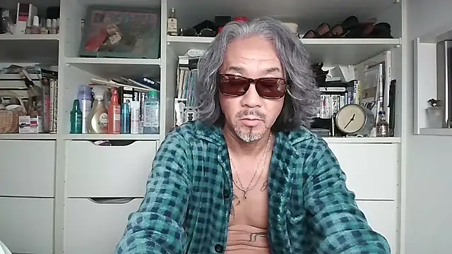 Snapshot of MtaS1 chatting on 22, 4, 2026 MtaS1 online show from 22, 4, 2026