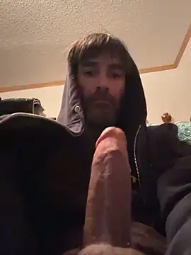 Snapshot of tommattsonn chatting on 8, 4, 2026 tommattsonn online show from 8, 4, 2026