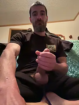 Snapshot of tommattsonn chatting on 25, 5, 2026 tommattsonn online show from 25, 5, 2026