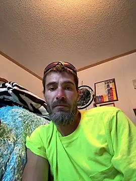 Snapshot of tommattsonn chatting on 7, 6, 2026 tommattsonn online show from 7, 6, 2026