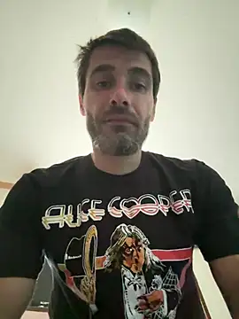 Snapshot of tommattsonn chatting on 5, 7, 2026 tommattsonn online show from 5, 7, 2026