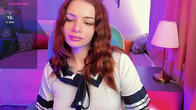 Snapshot of LaylaDiaries chatting on 21, 2, 2026 LaylaDiaries online show from 21, 2, 2026