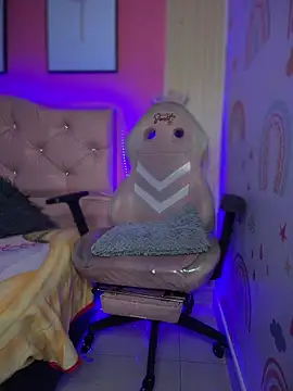 Karolaiin LS online show from 24, 2, 2026