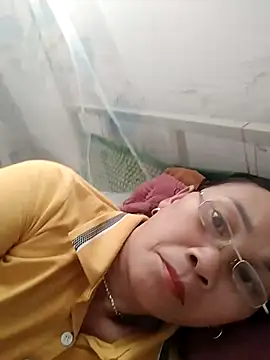 miko nyan2006 online show from 4, 4, 2026