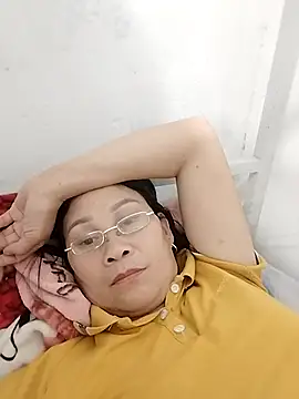 miko nyan2006 online show from 20, 4, 2026