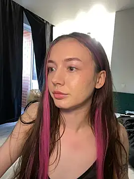 Snapshot of OliviaMorgan_ chatting on 27, 5, 2026 OliviaMorgan online show from 27, 5, 2026
