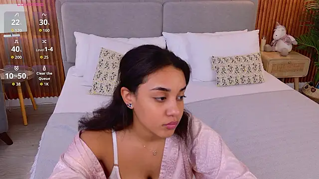 Luna Cortier online show from 6, 3, 2026