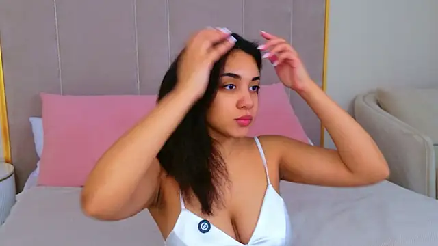 Luna Cortier online show from 17, 5, 2026