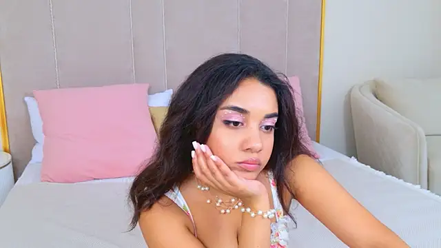 Luna Cortier online show from 15, 5, 2026