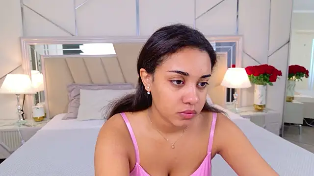 Snapshot of Luna_Cortier chatting on 22, 6, 2026 Luna Cortier online show from 22, 6, 2026