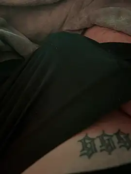 Piratee666 online show from 6, 2, 2026