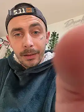 Piratee666 online show from 14, 4, 2026