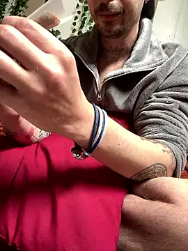 Piratee666 online show from 16, 4, 2026