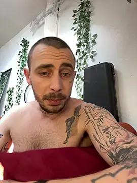 Piratee666 online show from 10, 4, 2026