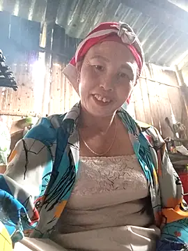 lena-cute online show from 18, 3, 2026